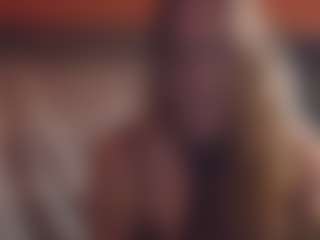 Lona Pounder's Live Sex Cam Show