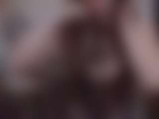 Lona Pounder's Live Sex Cam Show