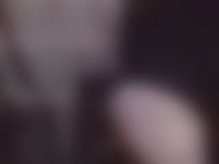 Lona Pounder's Live Sex Cam Show