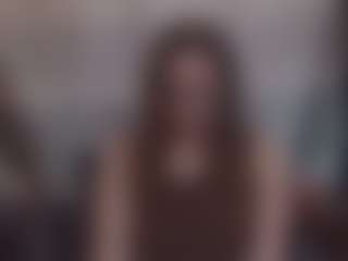 Lona Pounder's Live Sex Cam Show