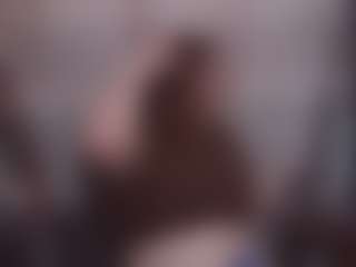 Lona Pounder's Live Sex Cam Show