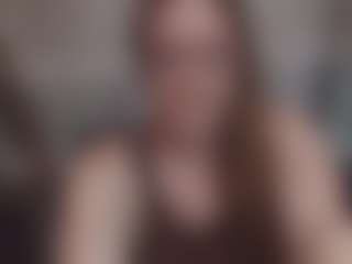 Lona Pounder's Live Sex Cam Show