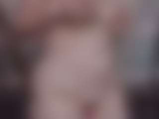 Lona Pounder's Live Sex Cam Show