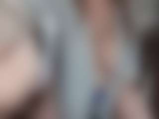 Lona Pounder's Live Sex Cam Show