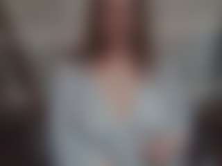Lona Pounder's Live Sex Cam Show