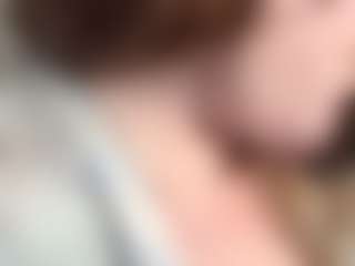 Lona Pounder's Live Sex Cam Show