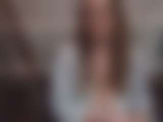 Lona Pounder's Live Sex Cam Show