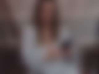 Lona Pounder's Live Sex Cam Show