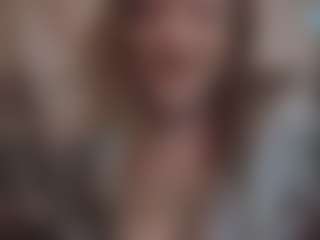 Lona Pounder's Live Sex Cam Show