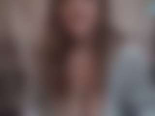 Lona Pounder's Live Sex Cam Show
