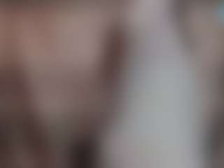 Lona Pounder's Live Sex Cam Show