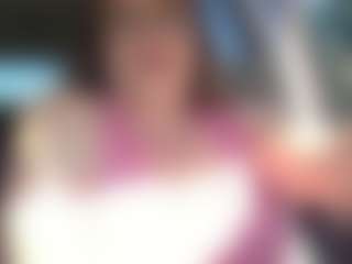Lona Pounder's Live Sex Cam Show