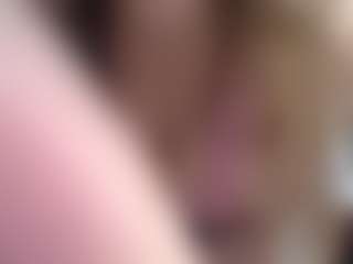 Lona Pounder's Live Sex Cam Show