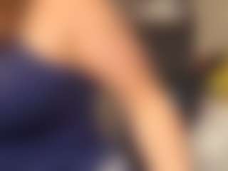 Lona Pounder's Live Sex Cam Show