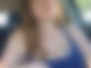 Lona Pounder's Live Sex Cam Show