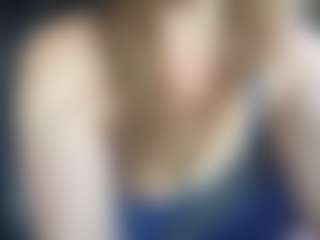 Lona Pounder's Live Sex Cam Show