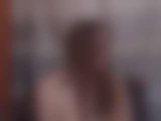 Lona Pounder's Live Sex Cam Show