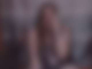 Lona Pounder's Live Sex Cam Show