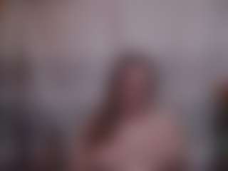 Lona Pounder's Live Sex Cam Show
