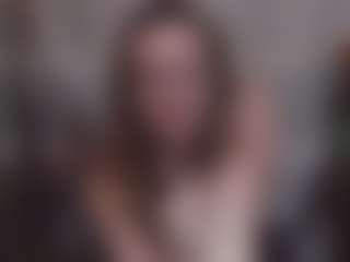 Lona Pounder's Live Sex Cam Show