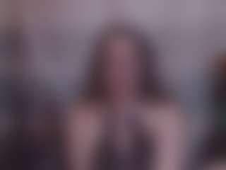 Lona Pounder's Live Sex Cam Show