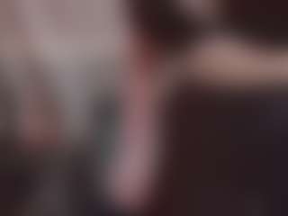 Lona Pounder's Live Sex Cam Show