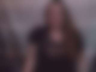 Live cam show with Lona Pounder - Lingerie on Soda Cam