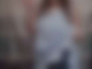 Lona Pounder's Live Sex Cam Show