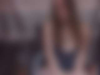 Lona Pounder's Live Sex Cam Show