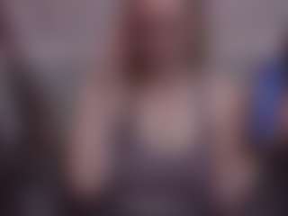 Live cam show with Lona Pounder - Gamer MILF on Camsoda