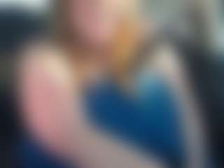 Lona Pounder's Live Sex Cam Show