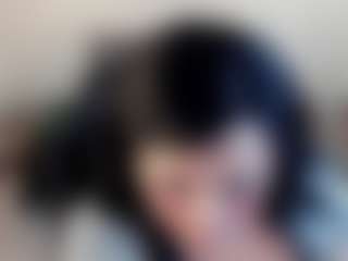 Dulcinea-2's Live Sex Cam Show