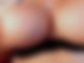 Dulcinea-2's Live Sex Cam Show