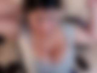 Dulcinea-2's Live Sex Cam Show