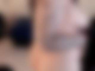 Dulcinea-2's Live Sex Cam Show