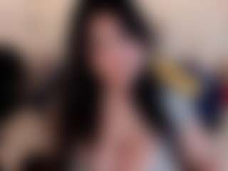 Dulcinea-2's Live Sex Cam Show