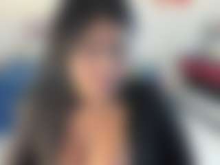 Dulcinea-2's Live Sex Cam Show