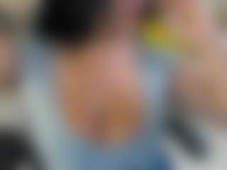 Dulcinea-2's Live Sex Cam Show