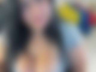 Dulcinea-2's Live Sex Cam Show