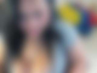 Dulcinea-2's Live Sex Cam Show
