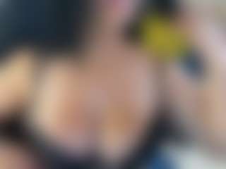 Dulcinea-2's Live Sex Cam Show