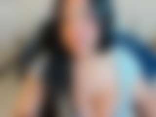 Dulcinea-2's Live Sex Cam Show