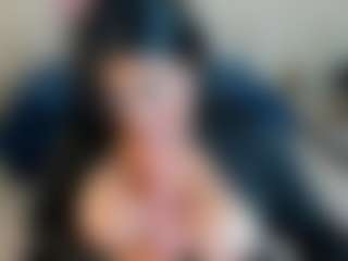 Dulcinea-2's Live Sex Cam Show