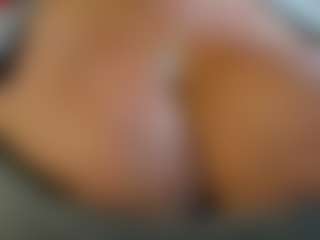 Dulcinea-2's Live Sex Cam Show