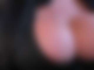 Dulcinea-2's Live Sex Cam Show