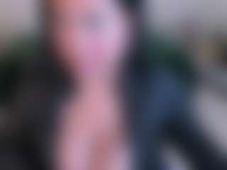 Dulcinea-2's Live Sex Cam Show