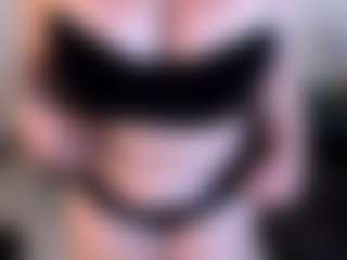 Dulcinea-2's Live Sex Cam Show