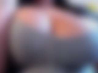 Dulcinea-2's Live Sex Cam Show