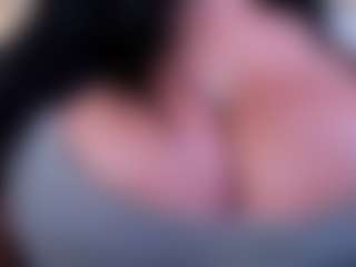 Dulcinea-2's Live Sex Cam Show