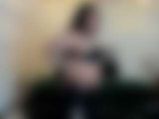 Dulcinea-2's Live Sex Cam Show